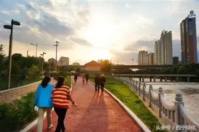 37d70003eff9984f5c1a.jpg